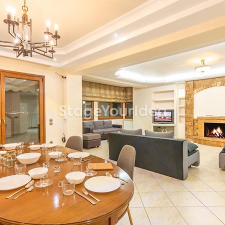 Luxury Appartment, Only 7 Minutes From Thessaloniki Airport And 15 Minutes From City Center ,For 8-23 People Also For Gatherings And Parties Neon Rysion Exteriér fotografie