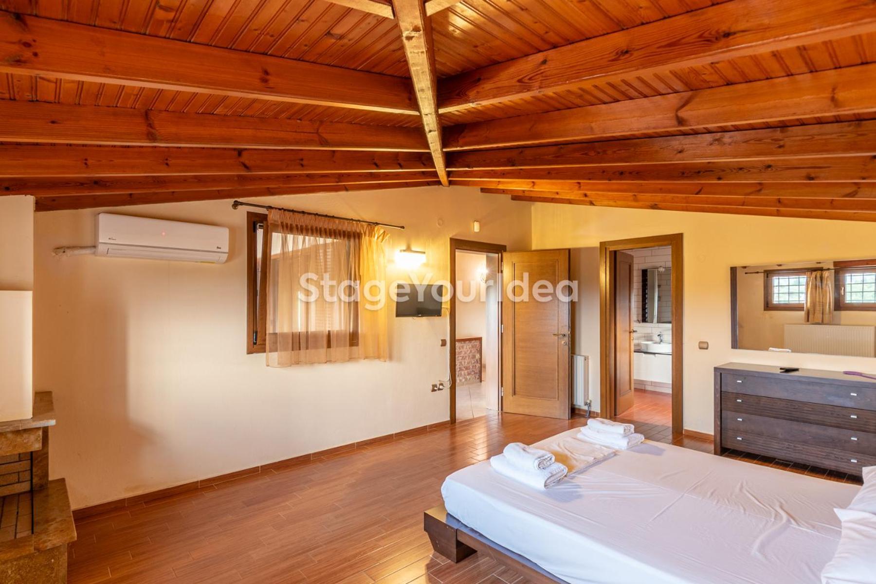 Luxury Appartment, Only 7 Minutes From Thessaloniki Airport And 15 Minutes From City Center ,For 8-23 People Also For Gatherings And Parties Neon Rysion Exteriér fotografie